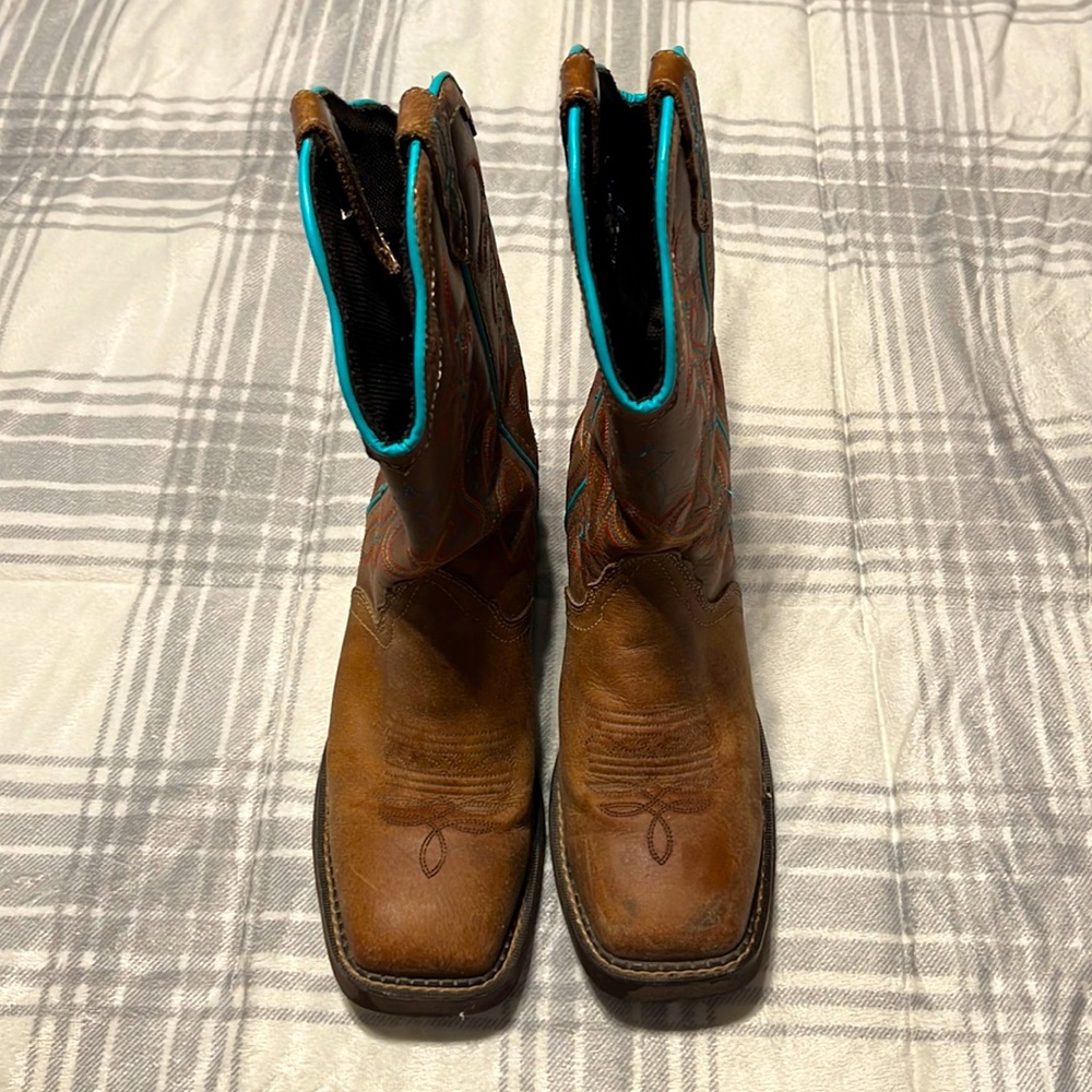 Justin Cowboy Boots